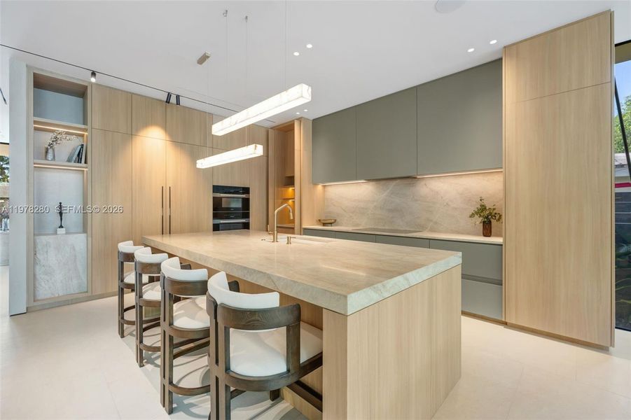 Community amenities in , Miami (Image 24).