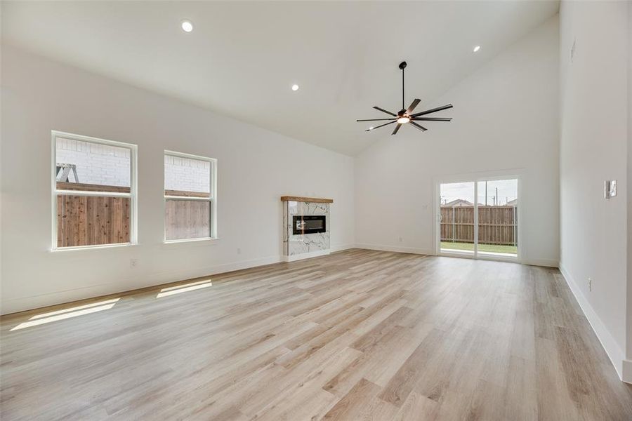 Spacious, unfurnished interior of a new home in , Greenville (Image 15).