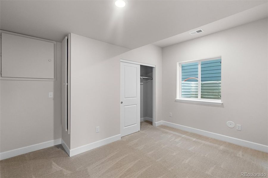 Spacious, unfurnished interior of a new home in , Castle Rock (Image 42).