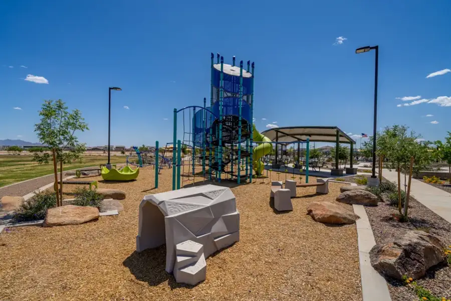 Community amenities in Allen Ranches, Litchfield Park (Image 34).