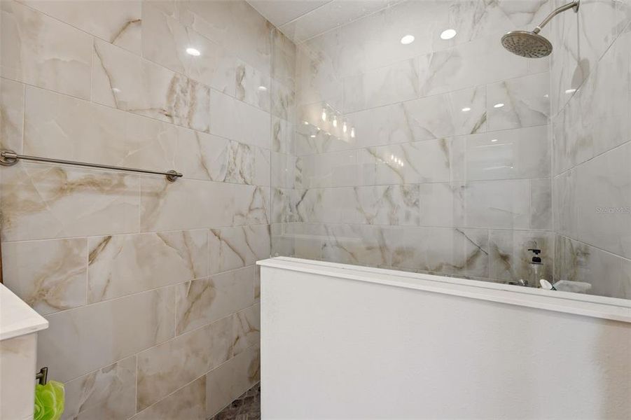 Image 40 of a home in .