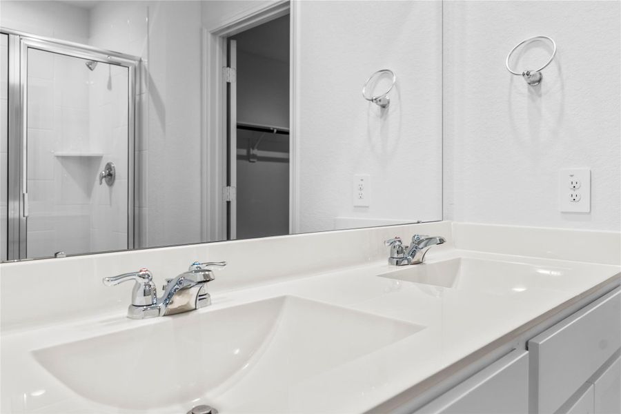 *All images, rooms measurements are approximate. All information, including pricing, is subject to change.