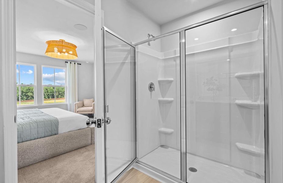 Representative furnished interior of a home built from the Longspur by Pulte Homes in Crestview, Spartanburg (Image 36).