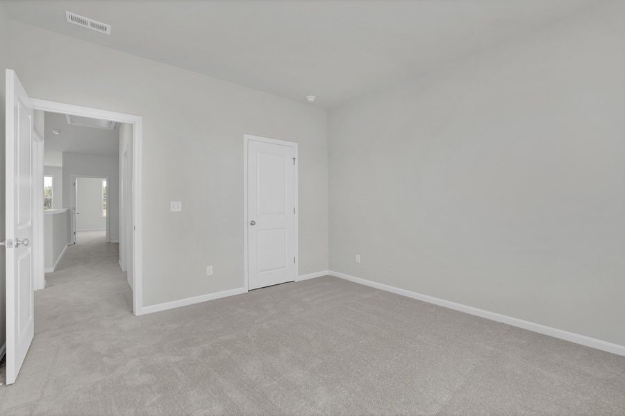 Spacious, unfurnished interior of a new home in Grand Park, Leland (Image 24).