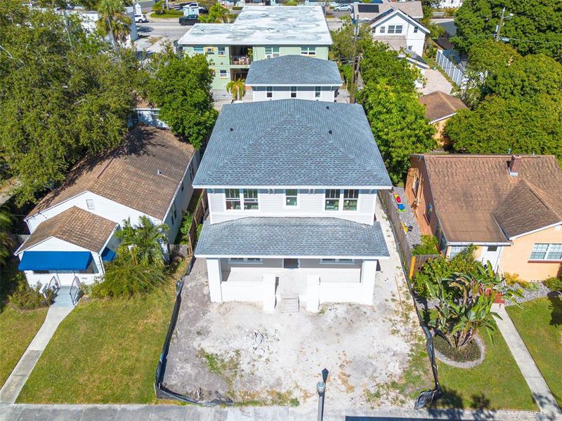 Image 10 of a home in .