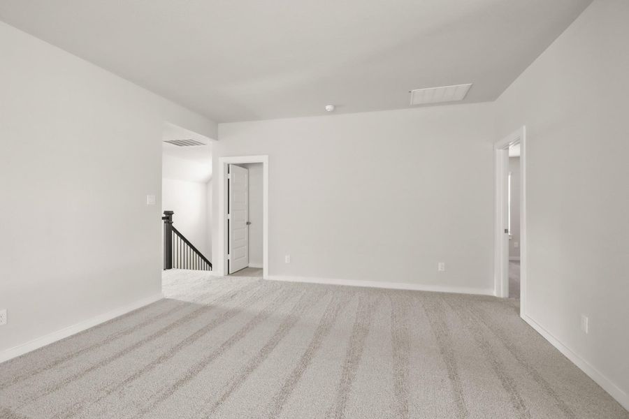 Spacious, unfurnished interior of a new home in Barton Creek Ranch, Conroe (Image 12). Spacious, unfurnished interior of a new home in Barton Creek Ranch, Conroe (Image 12).