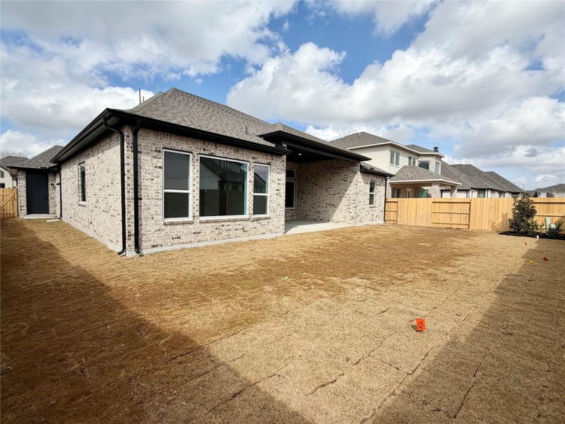 One Story Home with a nice Sized Back Yard