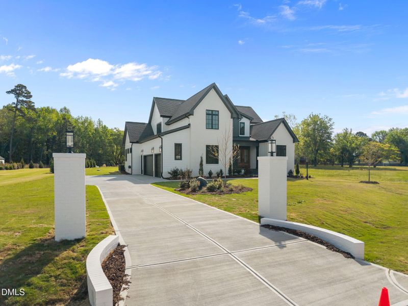 4-web-or-mls-DJI_20260413100740_0456_D