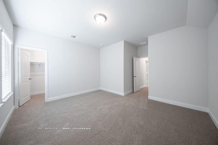Spacious, unfurnished interior of a new home in Churchill, Anna (Image 23). Spacious, unfurnished interior of a new home in Churchill, Anna (Image 23).