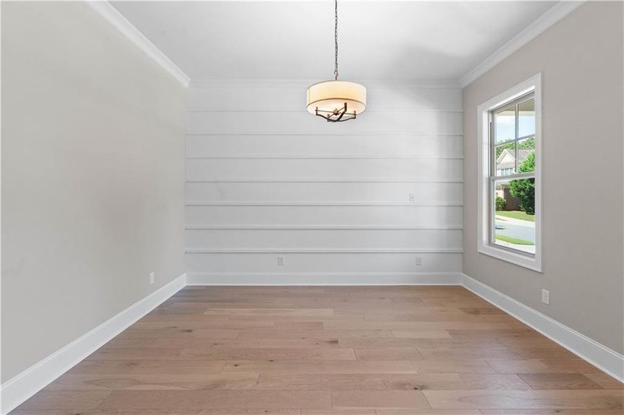 Spacious, unfurnished interior of a new home in Bellwyn, Johns Creek (Image 32).