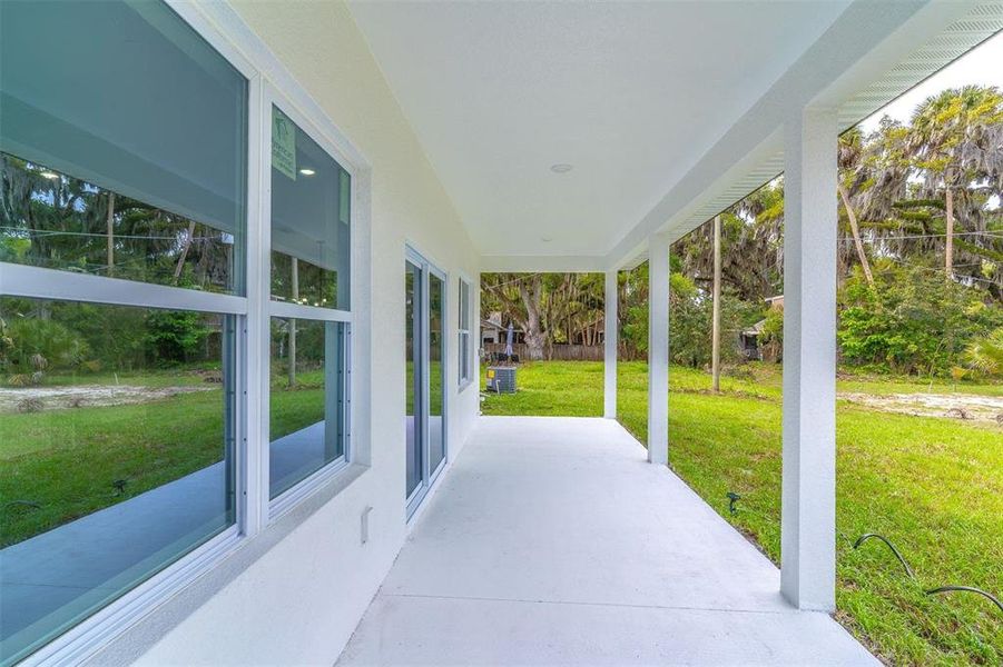 Exterior details and patio area of a home in , Palm Bay (Image 3).