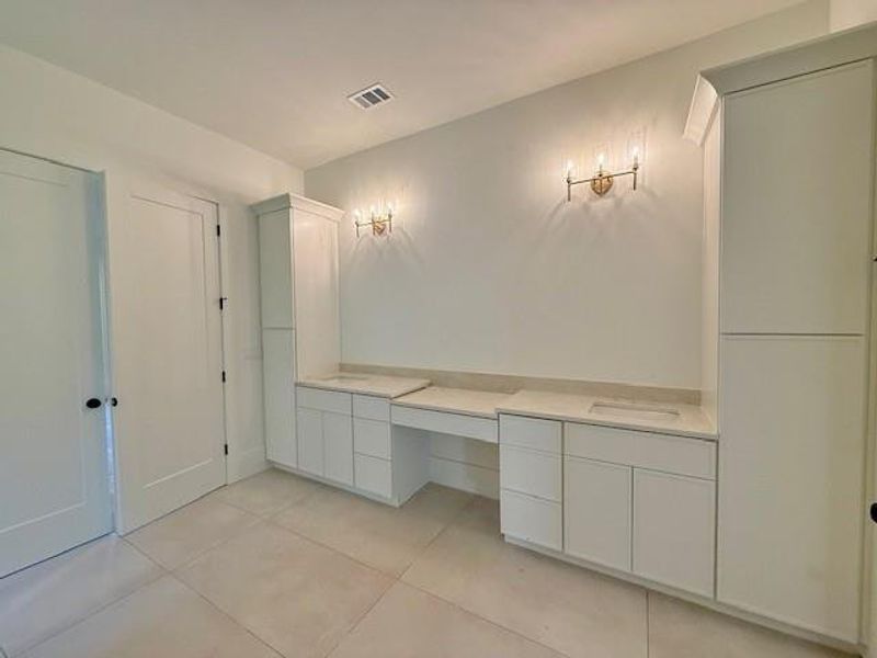 Image 22 of a home in .