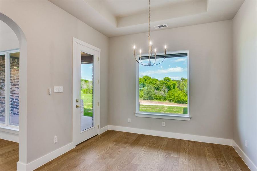Spacious, unfurnished interior of a new home in , Weatherford (Image 23).