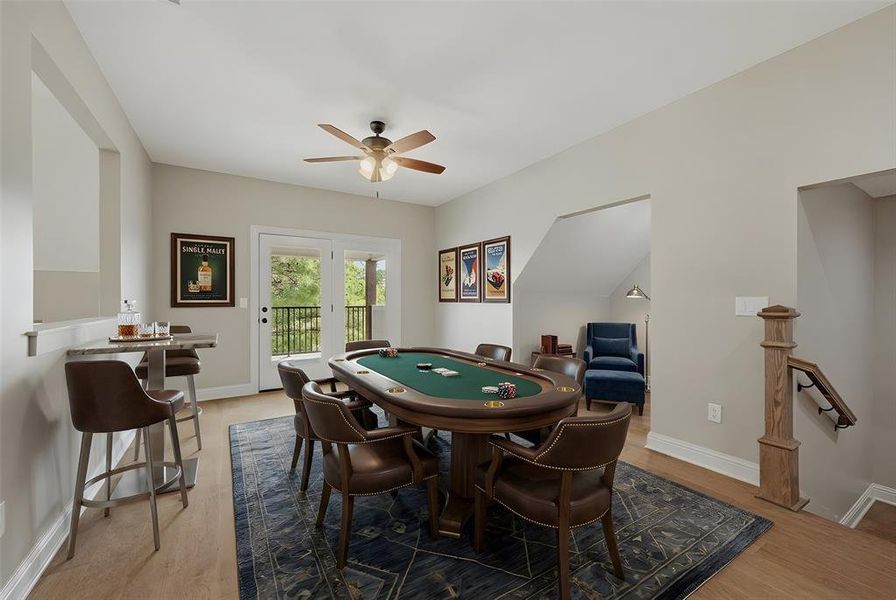 Game room and setting area