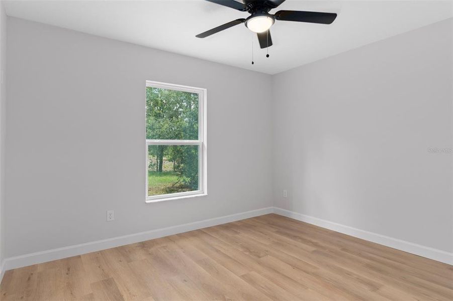 Spacious, unfurnished interior of a new home in , Dunnellon (Image 21).