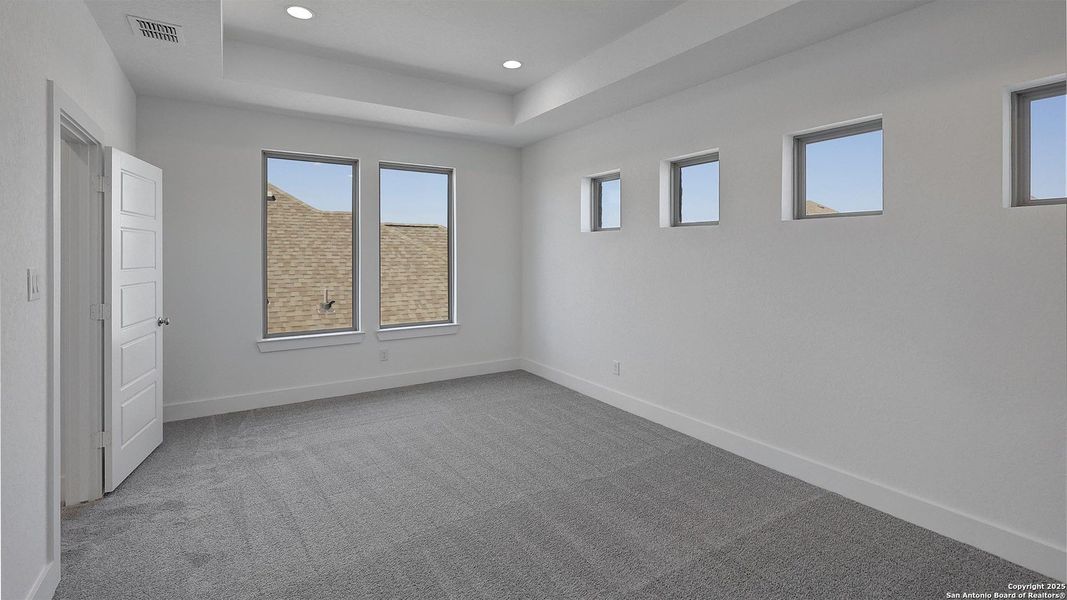 Spacious, unfurnished interior of a new home in Alsatian Oaks 50', Castroville (Image 19). Spacious, unfurnished interior of a new home in Alsatian Oaks 50', Castroville (Image 19).