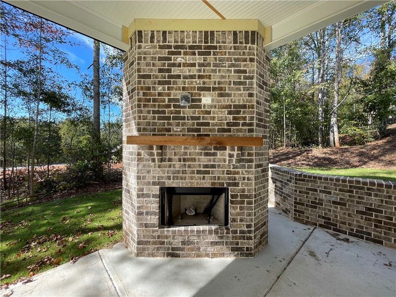 Furnished interior view inside a new home in , Jefferson (Image 8).