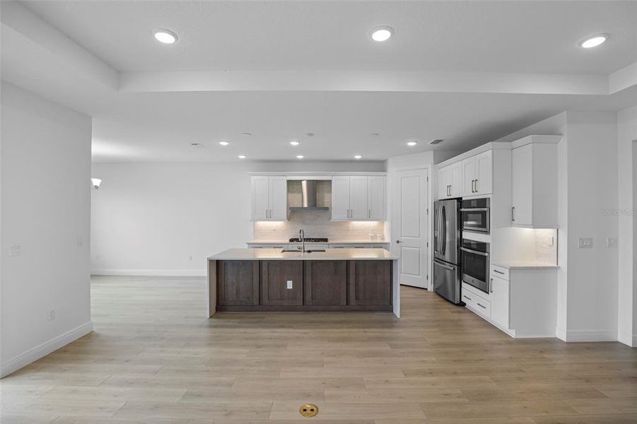 Furnished interior view inside a new home in Cresswind Lakewood Ranch, Lakewood Ranch (Image 12).