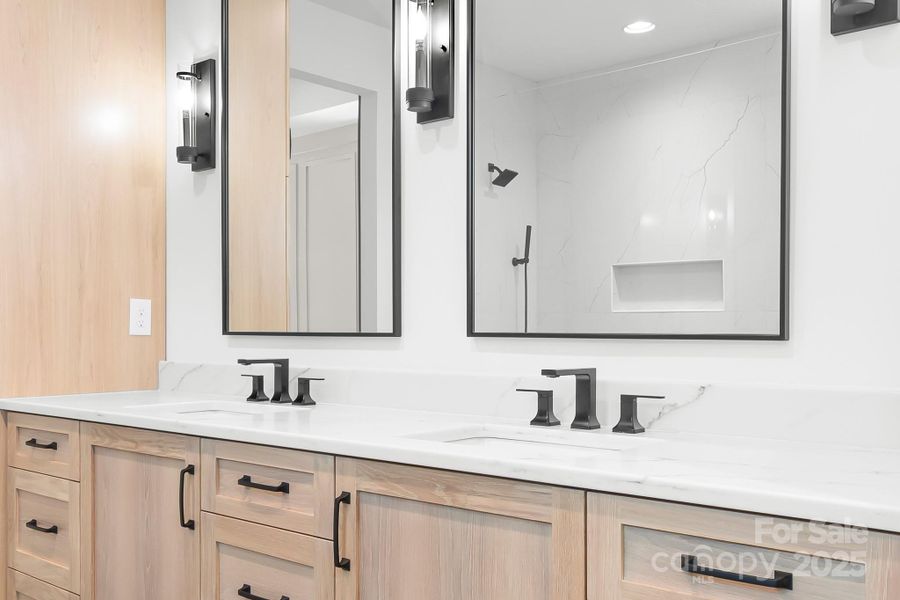 Image 47 of a home in .