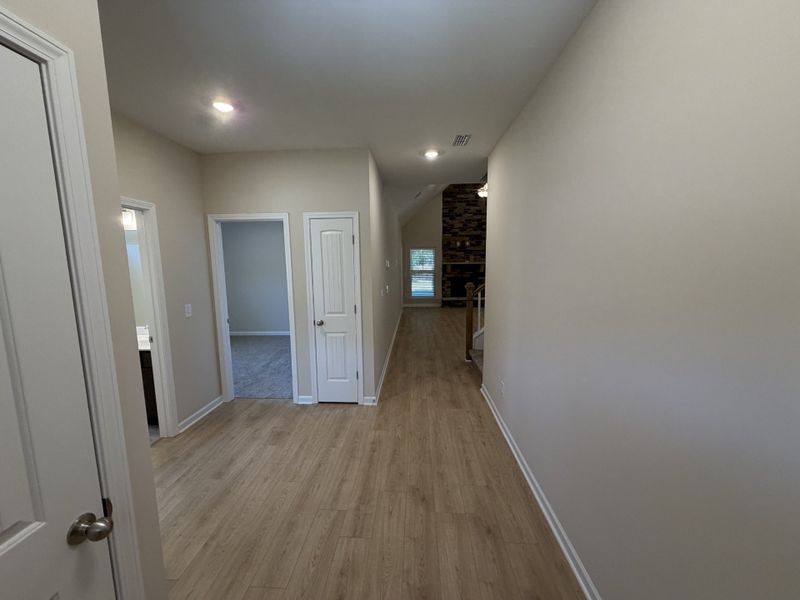 Spacious, unfurnished interior of a new home in Sagewood, Tullahoma (Image 11). Spacious, unfurnished interior of a new home in Sagewood, Tullahoma (Image 11).