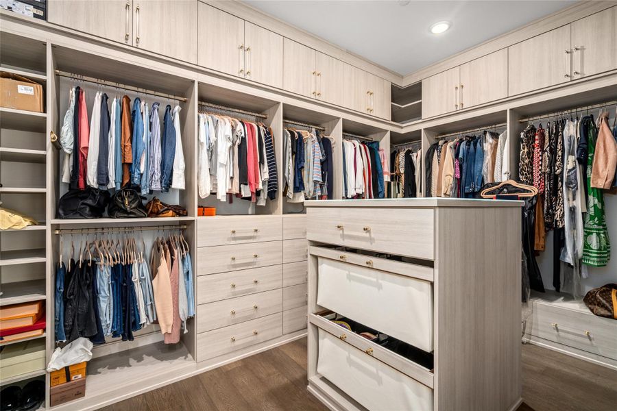 Furnished interior view inside a new home in , Houston (Image 15).