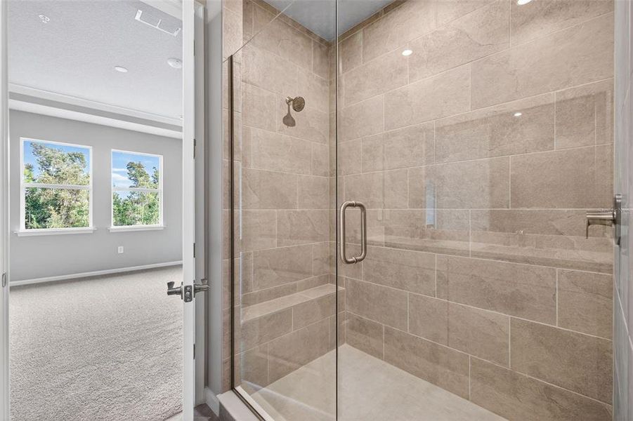 Close-up of interior finishes inside a home in Wellen Park, Venice (Image 19).