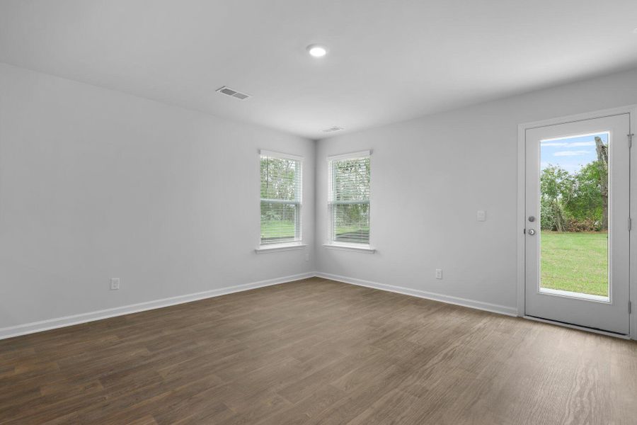 Spacious, unfurnished interior of a new home in Center Pointe, Santee (Image 15).