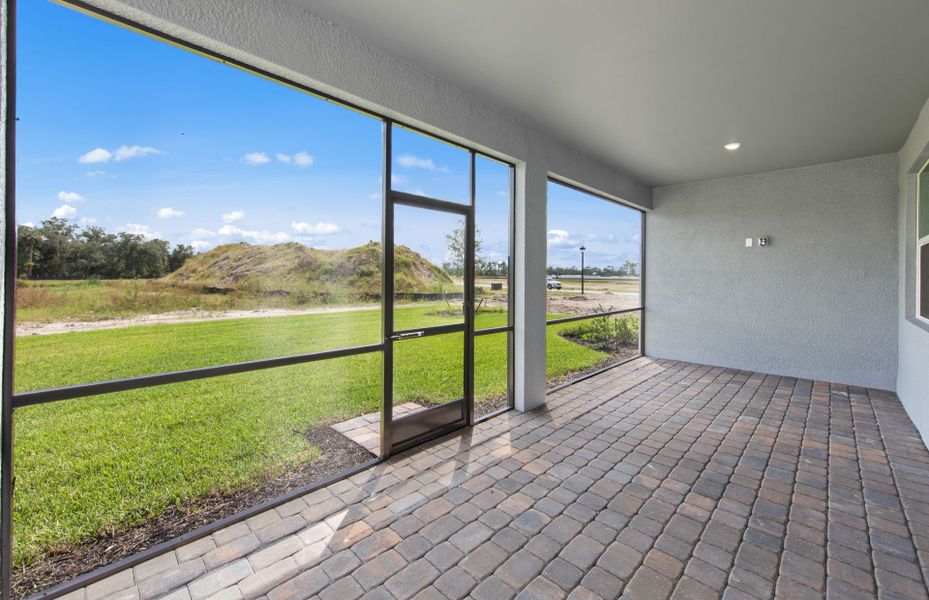Exterior details and patio area of a home in Del Webb Oak Creek, North Fort Myers (Image 3). Exterior details and patio area of a home in Del Webb Oak Creek, North Fort Myers (Image 3).