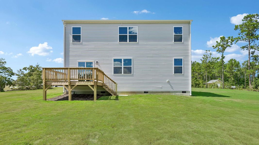Exterior details and patio area of a home in Mason Ridge, Spring Lake (Image 19).
