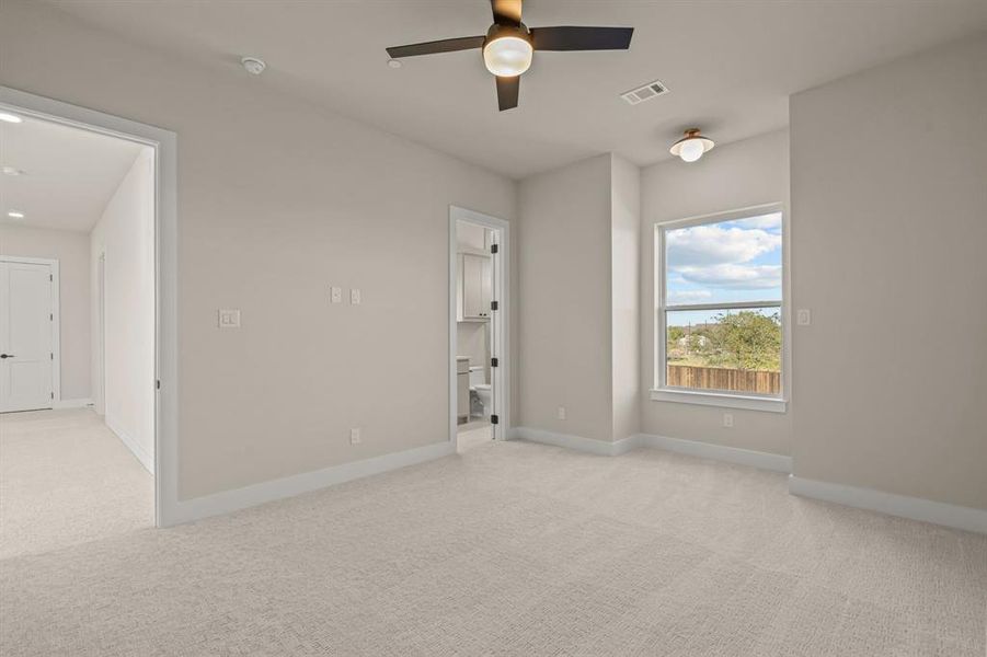 Spacious, unfurnished interior of a new home in , Northlake (Image 20).