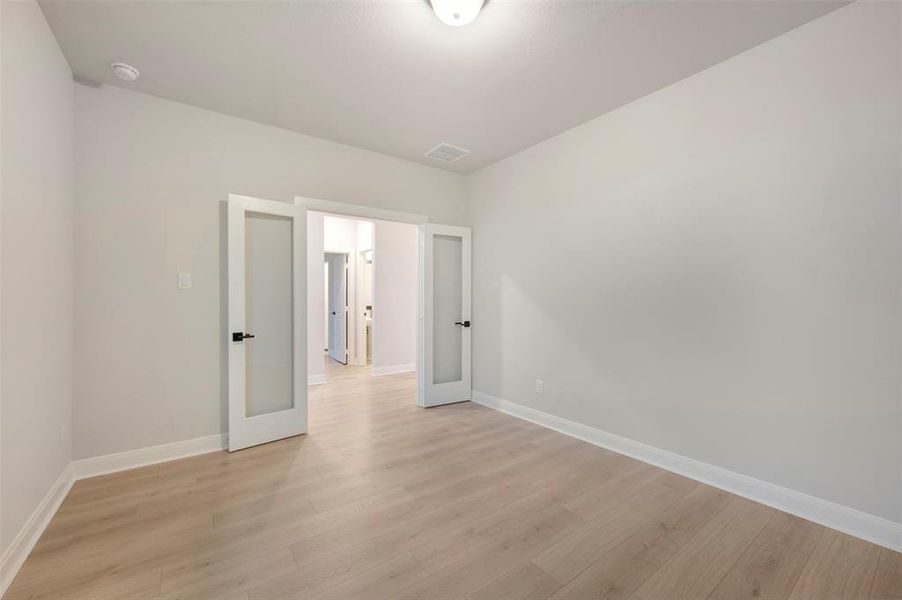 Spacious, unfurnished interior of a new home in Karis - Village Series, Crowley (Image 20).