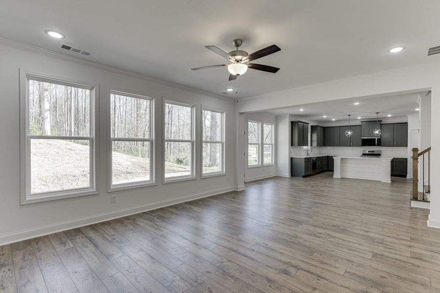 Spacious, unfurnished interior of a new home in , Commerce (Image 19).