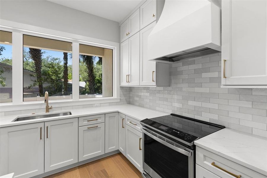 Furnished interior view inside a new home in , Tampa (Image 9).