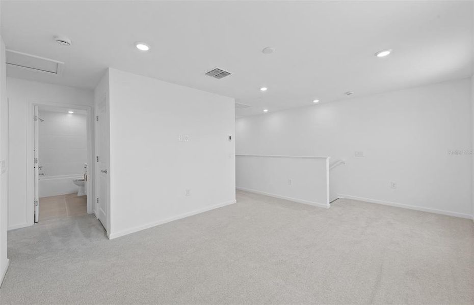Spacious, unfurnished interior of a new home in , Bradenton (Image 27). Spacious, unfurnished interior of a new home in , Bradenton (Image 27).