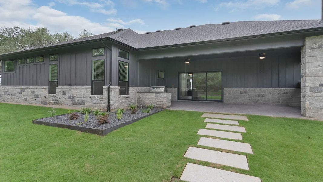 Representative exterior details of a home built from the Montana by Chesmar Homes in Feathergrass, Florence (Image 25).