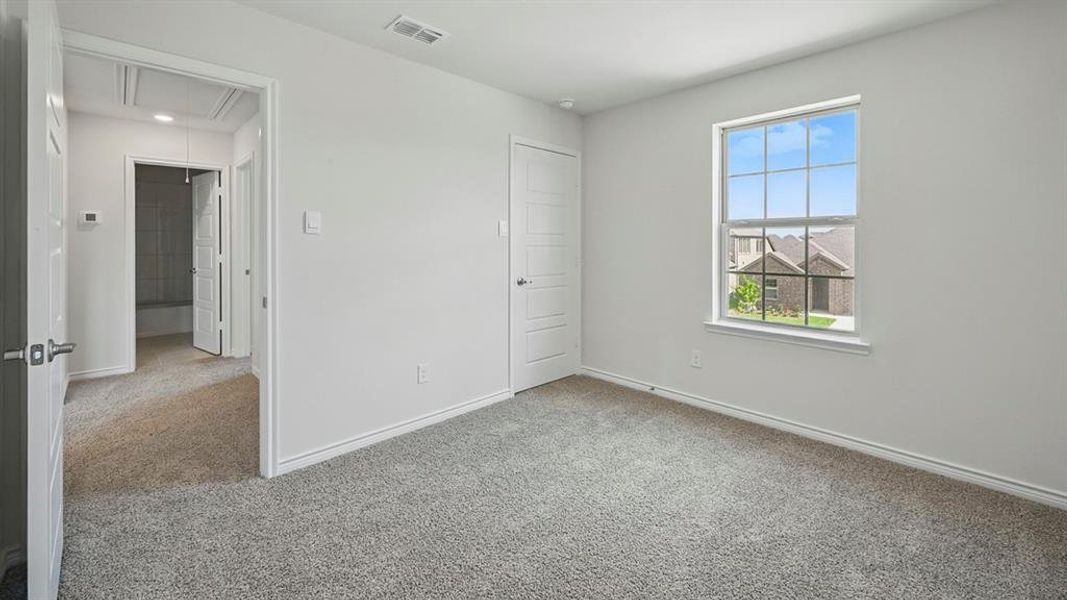 Spacious, unfurnished interior of a new home in Liberty Crossing, Royse City (Image 16). Spacious, unfurnished interior of a new home in Liberty Crossing, Royse City (Image 16).