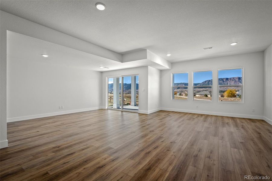 Spacious, unfurnished interior of a new home in Cloverleaf - Pinnacle Collection, Monument (Image 22). Spacious, unfurnished interior of a new home in Cloverleaf - Pinnacle Collection, Monument (Image 22).