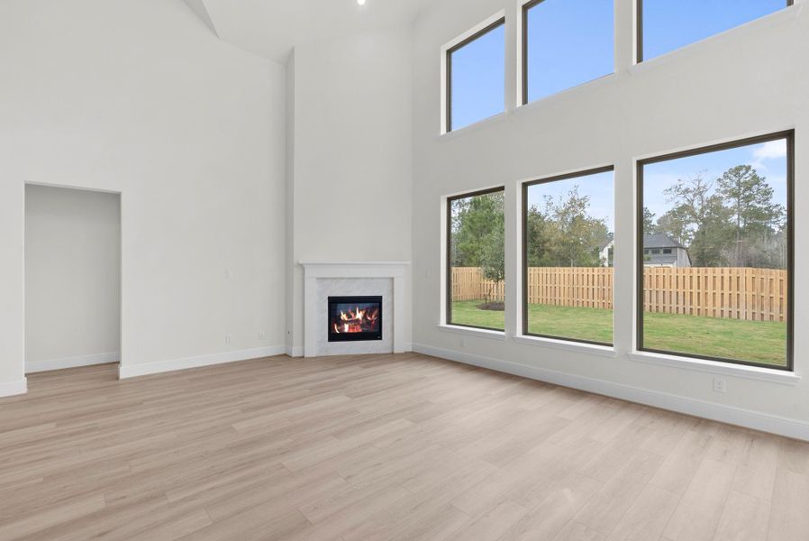 Spacious, unfurnished interior of a new home in Colton, Montgomery (Image 16).