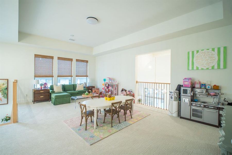 Furnished interior view inside a new home in The Homestead - 62', Rockwall (Image 5). Furnished interior view inside a new home in The Homestead - 62', Rockwall (Image 5).