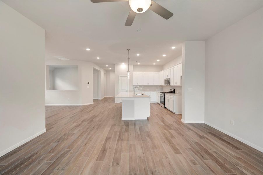 Spacious, unfurnished interior of a new home in Escondido 45’ Homesites, Magnolia (Image 26).