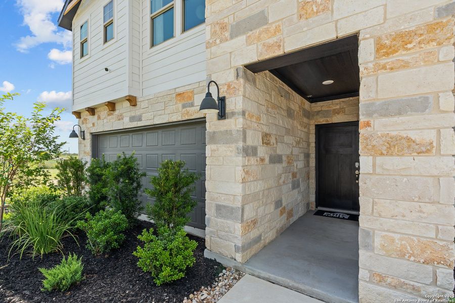 Image 34 of a home in Dove Song. Image 34 of a home in Dove Song.