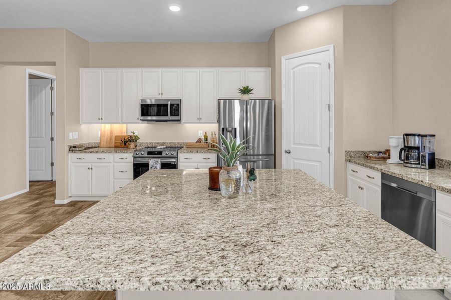 HK5A0714-1280 HK5A0714-1280