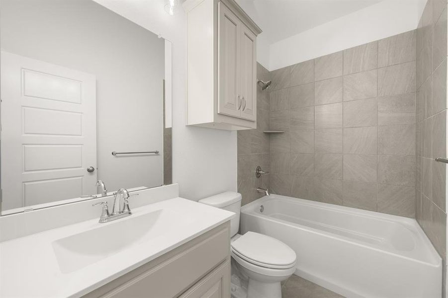 109 Grey Wolf- Bathroom-1