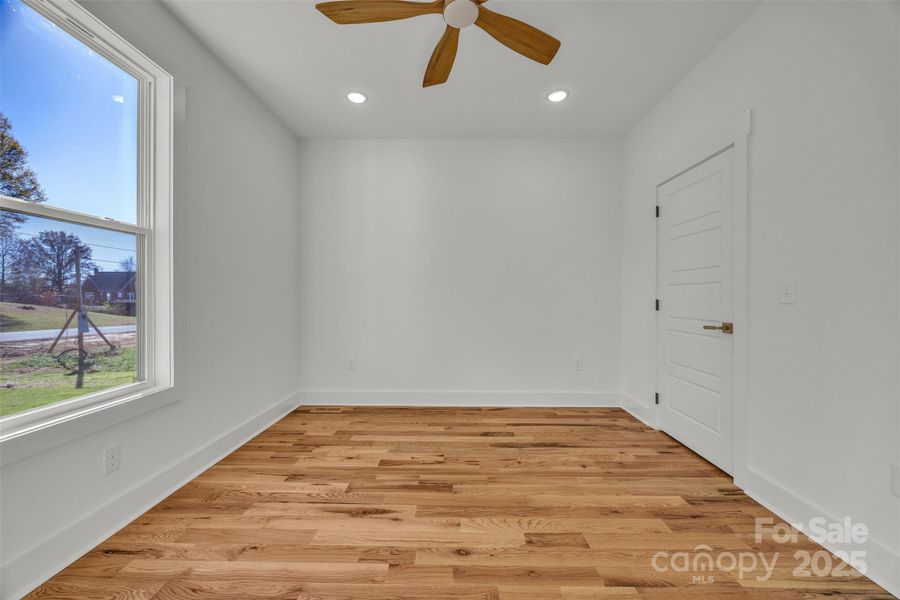 Guest bedroom 1 of 2 Guest bedroom 1 of 2