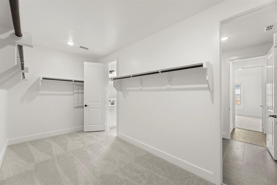 18. 4120 Seminole - Closet