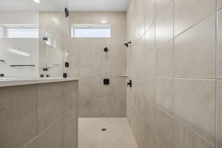 Representative interior finishes for a home built from the The Cedarcrest by Lillian Custom Homes in The Arbors Midlothian, Midlothian (Image 16).