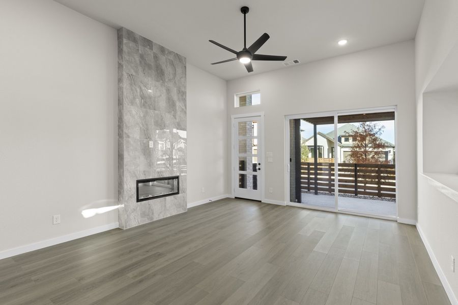 Spacious, unfurnished interior of a new home in Willow Grove Single-Family Homes, Melissa (Image 21).