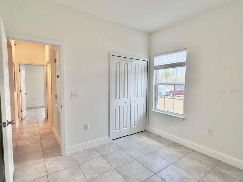 Spacious, unfurnished interior of a new home in , Ocala (Image 22).
