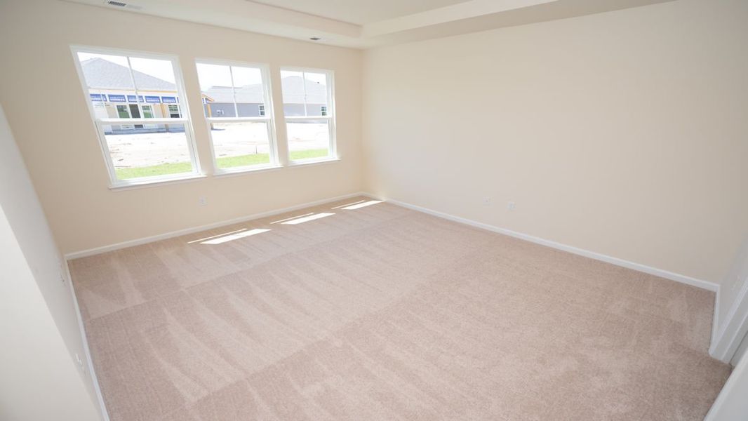 Representative unfurnished interior of a home built from the EATON by D.R. Horton in Waterbridge, Myrtle Beach (Image 34).