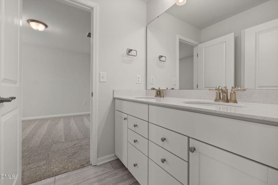 21-web-or-mls-DX3A0800